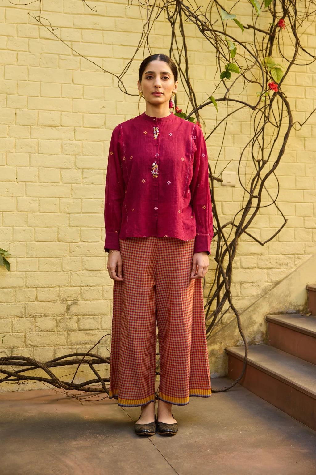 Ira Set — jamdani cotton set — front view | Sarron