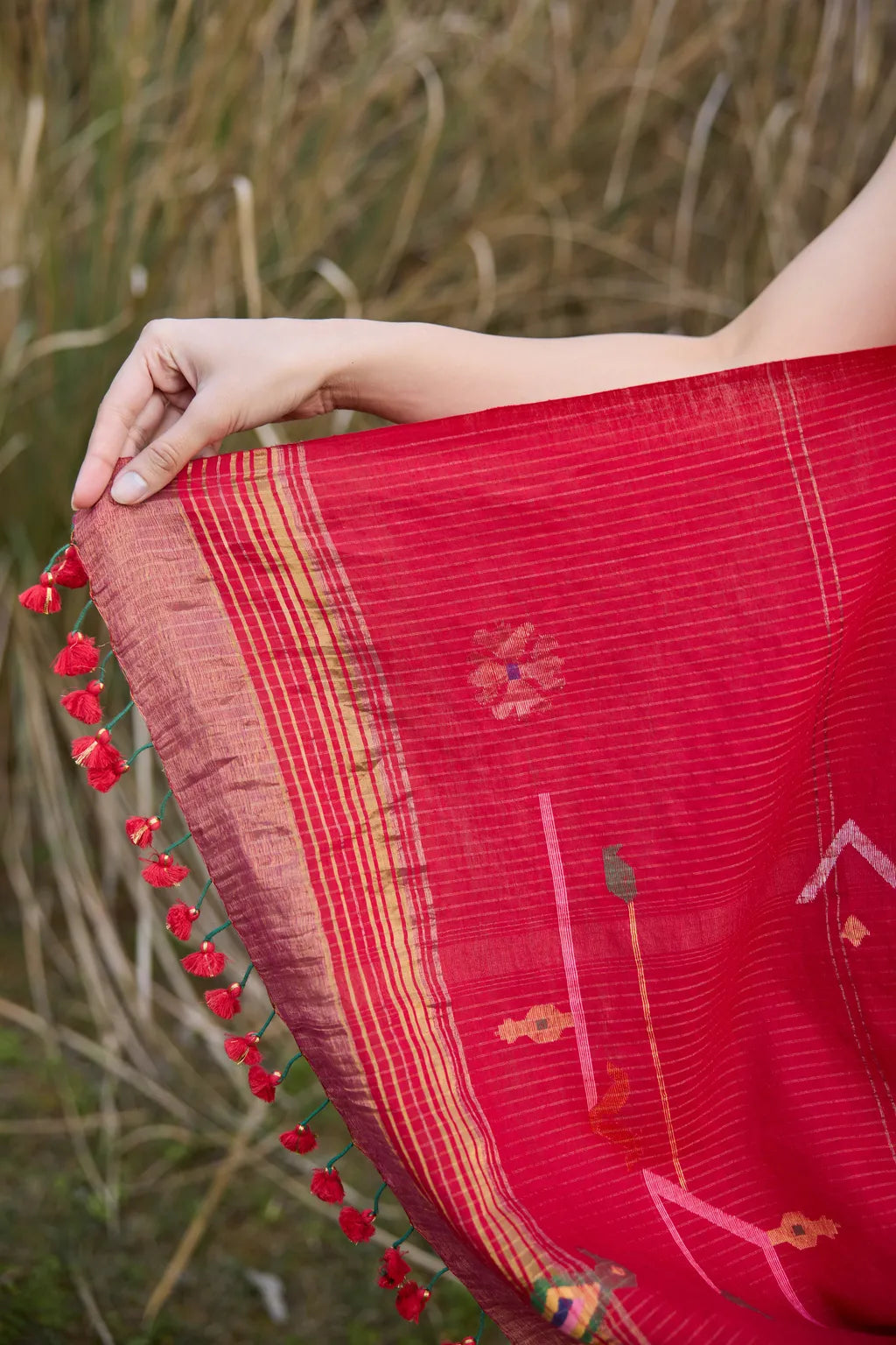 Sarron Laal-001 Saree, bright red striped silk-cotton Jamdani saree with bird and floral motifs.