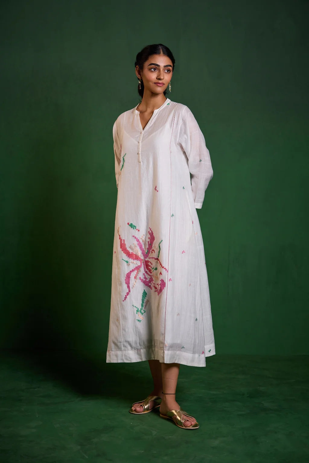 Sarron Uma Dress, white silk-cotton Jamdani dress with large floral graph motifs and a split neckline.