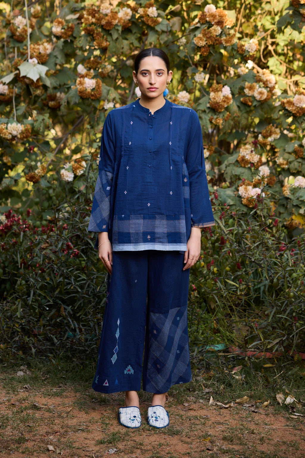 Vara Set — jamdani silk cotton set — front view | Sarron