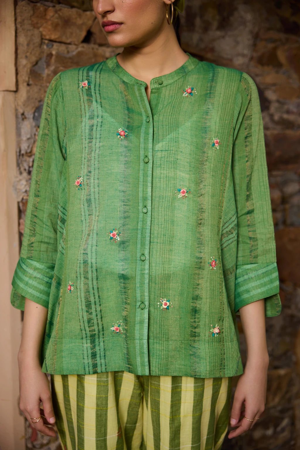 Axa Set — jamdani cotton zari set — fabric detail | Sarron