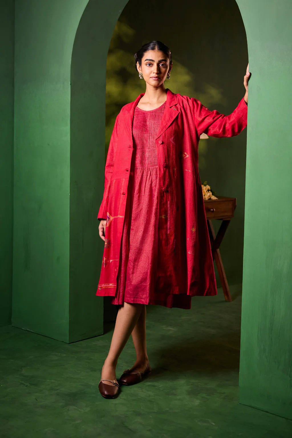Sarron Rudrani Set, red silk-cotton Jamdani jacket and dress with handwoven bird and floral motifs.